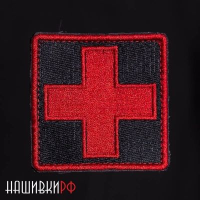 Шеврон на липучке крест медика