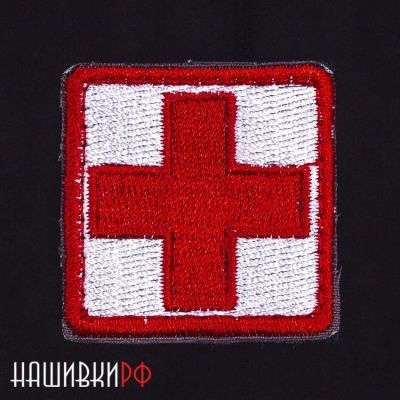 Нашивка крест для аптечки