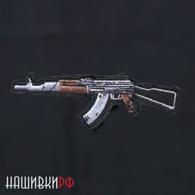 Нашивка на липучке с автоматом АК47