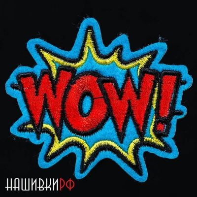 Нашивка WOW на голубом фоне