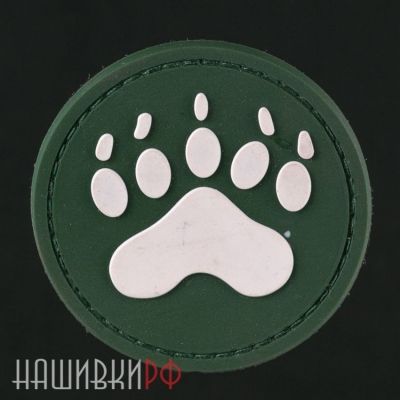 Зеленая нашивка лапа гризли